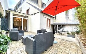 Apt Centre Historique Vannes Cour Et Garage Prives